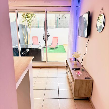 Le Petit Oasis Apartment Saint-Denis Exterior foto